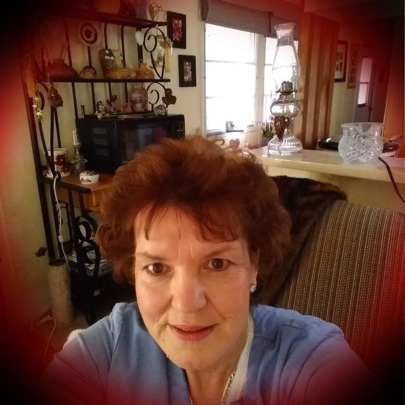 Meet your Posher, Kathy - Picture 1 of 1